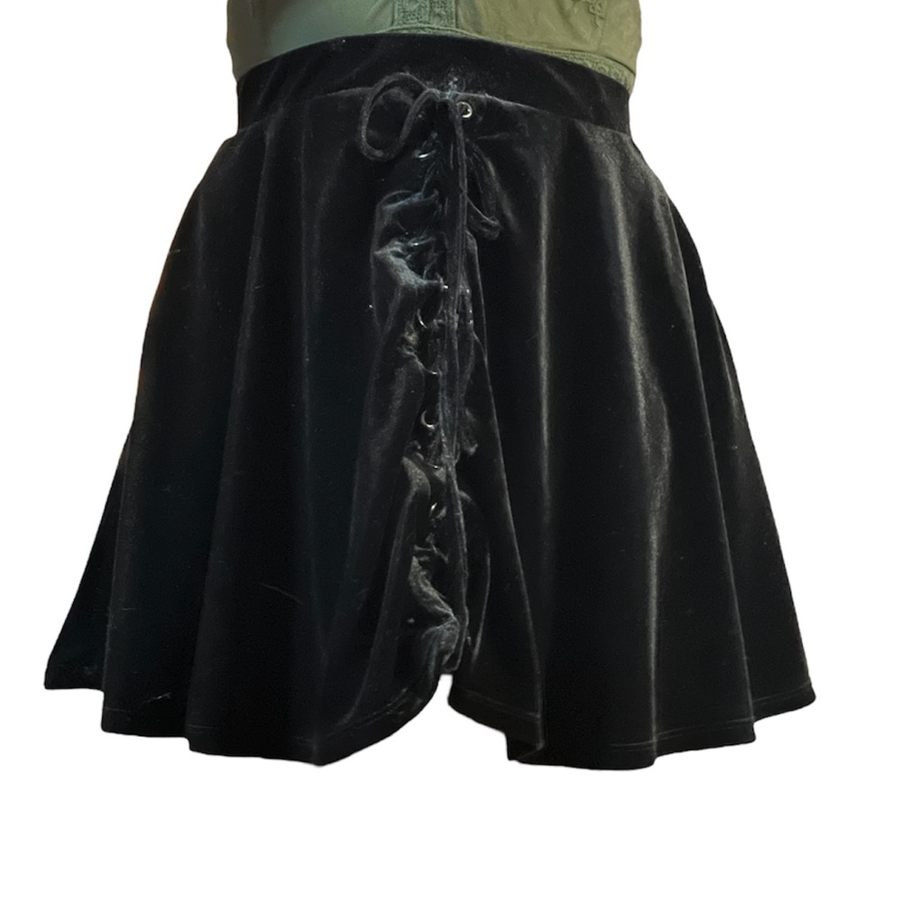Hot topic goth/emo skater a line skirt